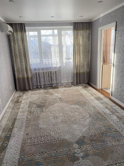 Продается хорошая квартира в районе  Школник