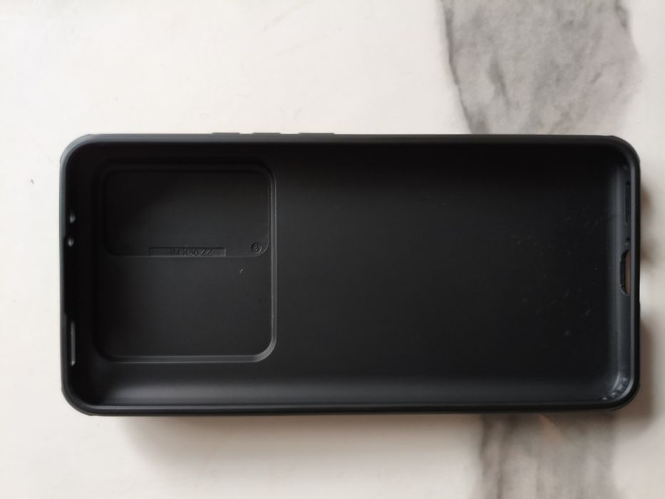 продам XIAOMI  12t pro чехол nillkin новый