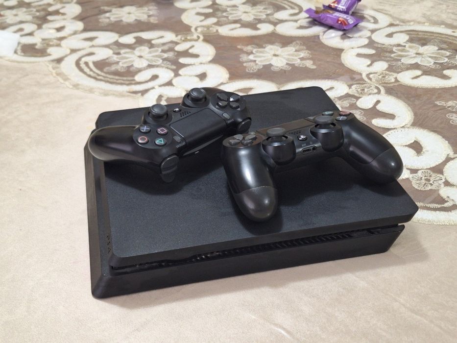 Плейстешен 4, 17 ойн