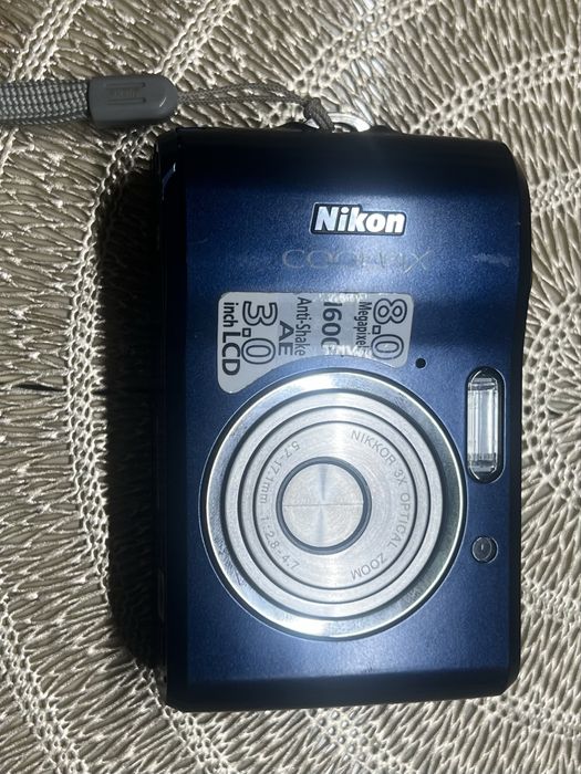 Nikon Coolpix L18