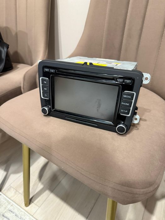 Магнитола оригинал passat b7 пассат б7