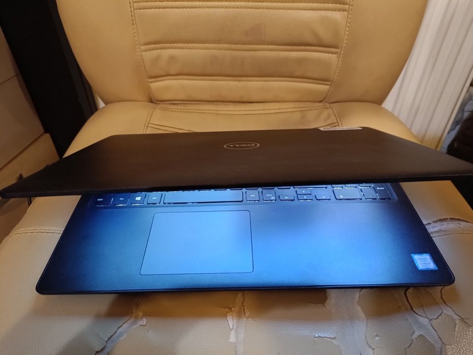 Laptop Dell Latitude 3590 i5-8650u 8/16gb ddr4 15,6 inch