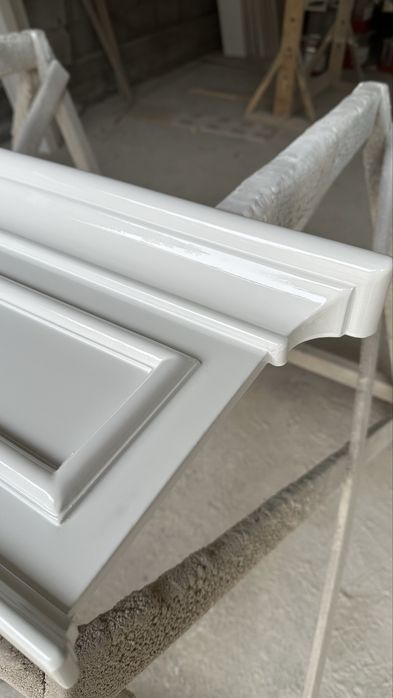 Корона/налишник/на двери