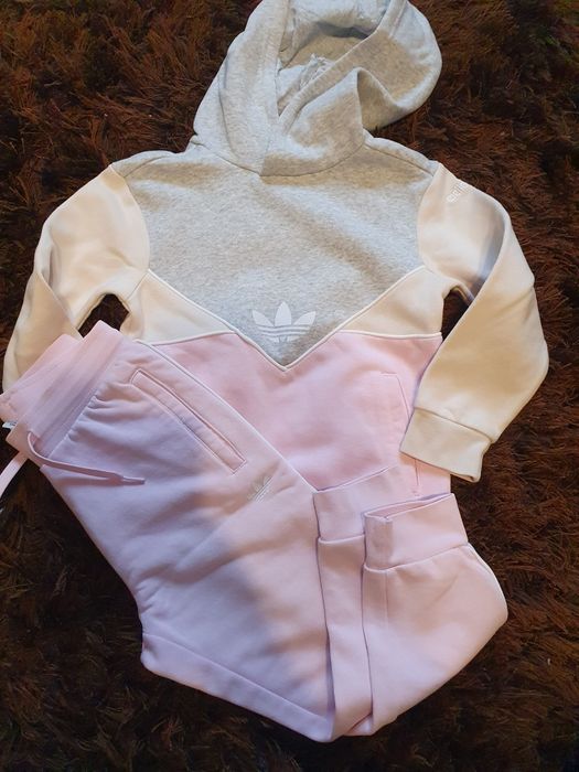 hăinuțe pentru fetiță