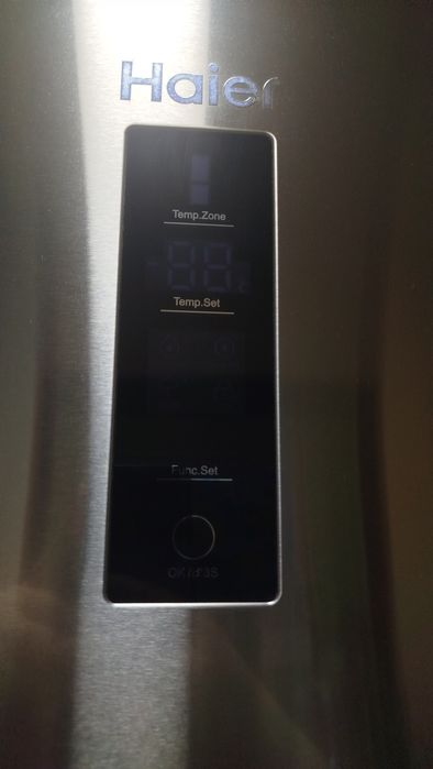 Холодильник с сенсорный регулировкой градуса