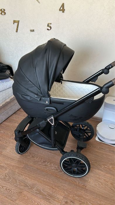 Продам коляску кидило 2в1