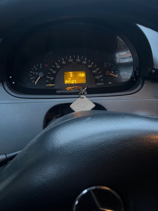 Mercedes Vito 2.2d