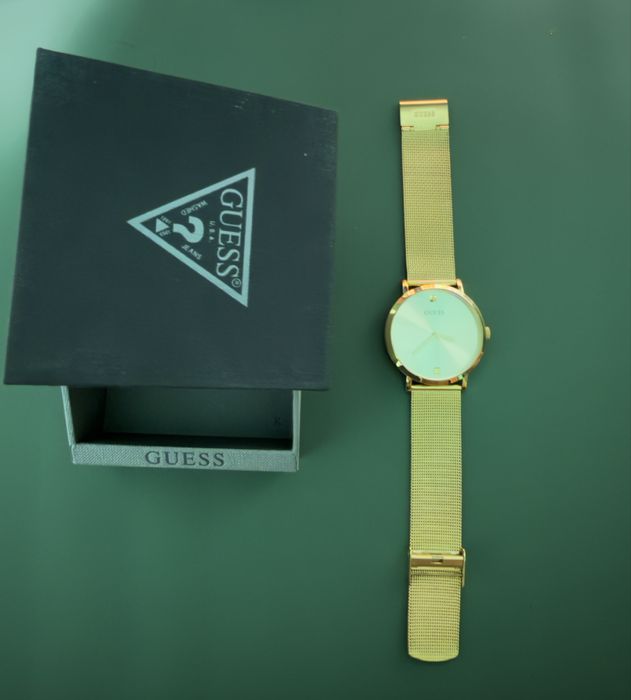Vând ceas original Guess, model GW0248G2