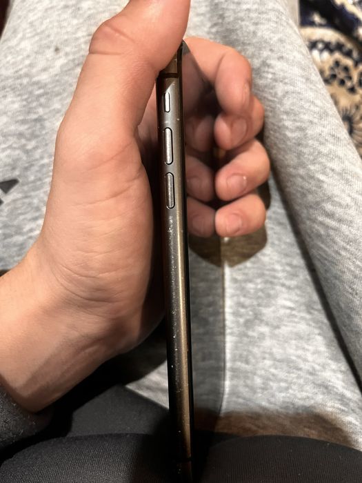 Продам iphone 11