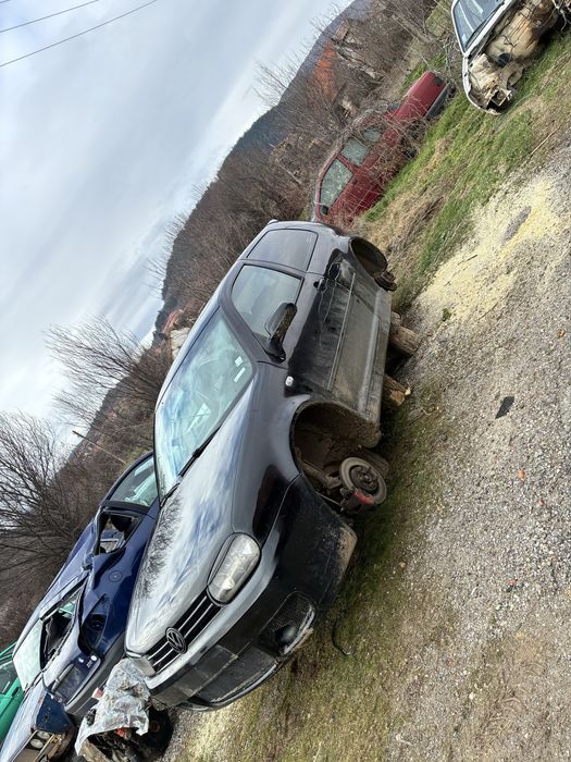 Голф 4 1.9 110 коня на части