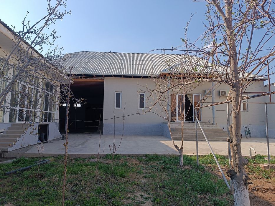 Срочна Уй сотилади