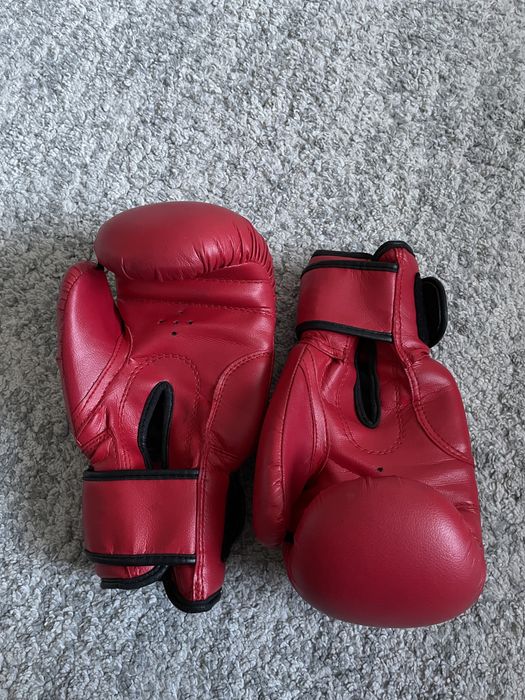 Боксерские перчатки Adidas