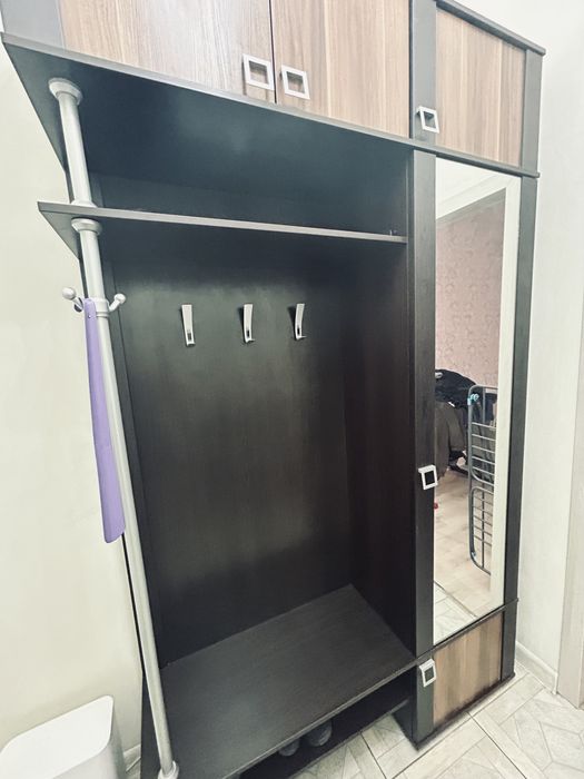 Шкаф для прихожей Россия