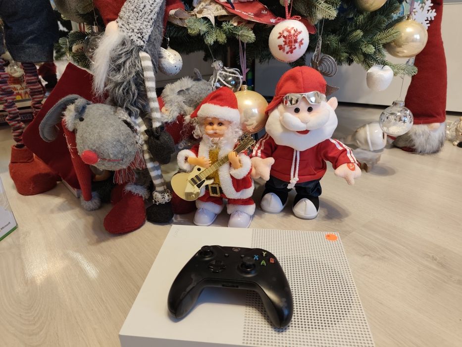 Xbox one S.  Hdd 500 gb