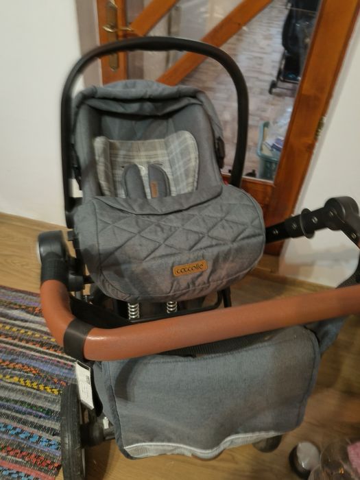 Vând cărucior 3in1 coccolle ambra