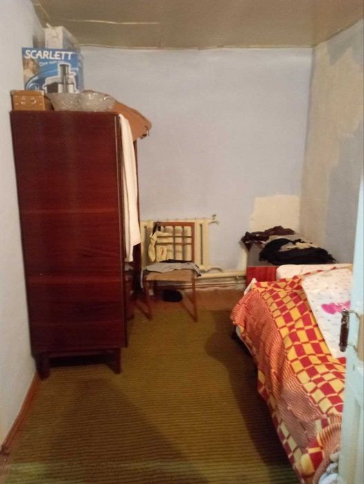 Продаю дом, 3 сотки, ор-р Сельхоз институт вдоль дороги, первая линия