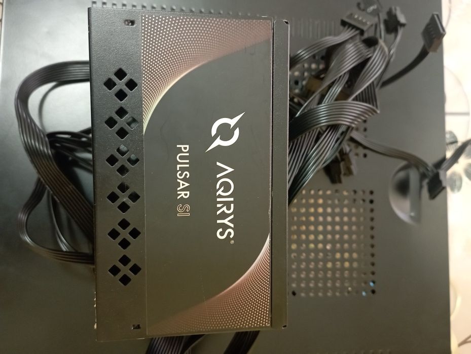 Sursă aqiris 550W 80 PLUS bronze