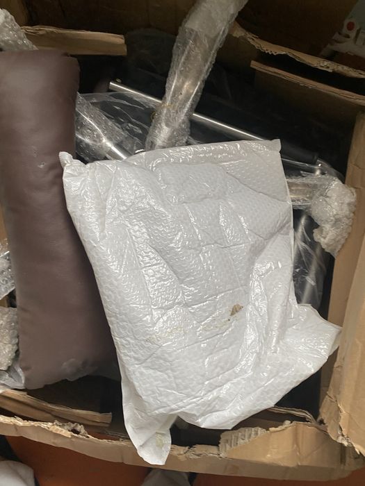 Кресла обсалютно новая