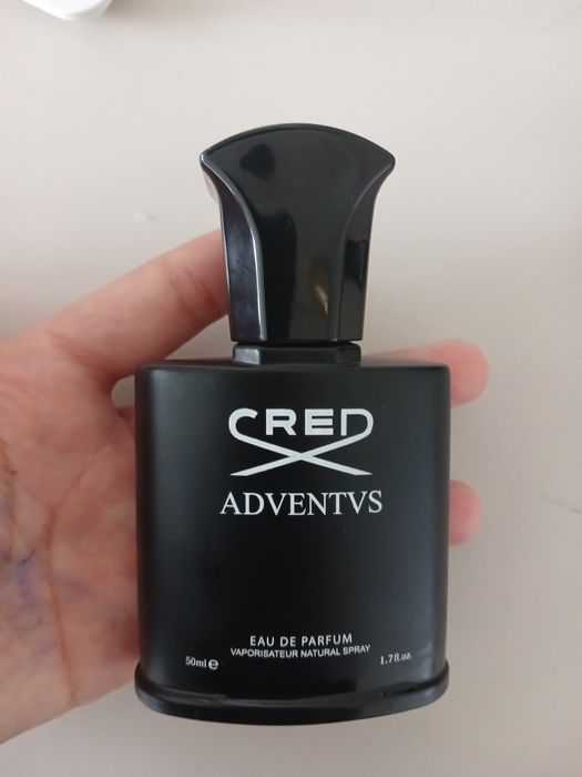 Духи новые продаю