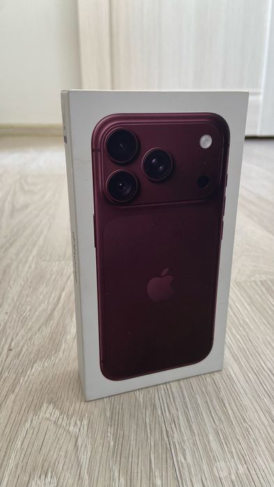 iPhone 18 pro  burgundi sotiladi