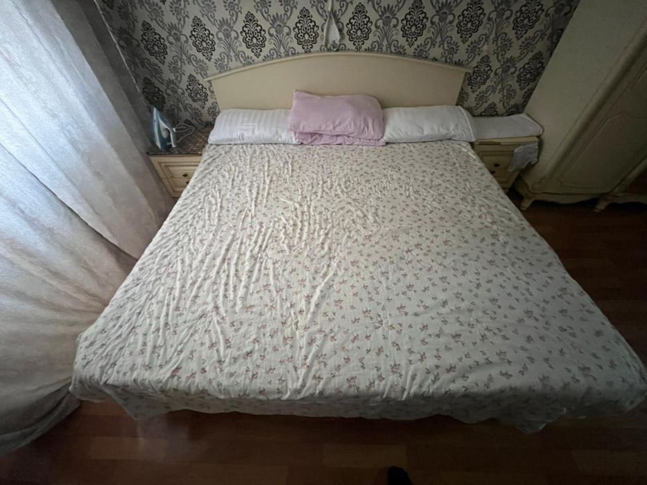 Спальний гарнитур