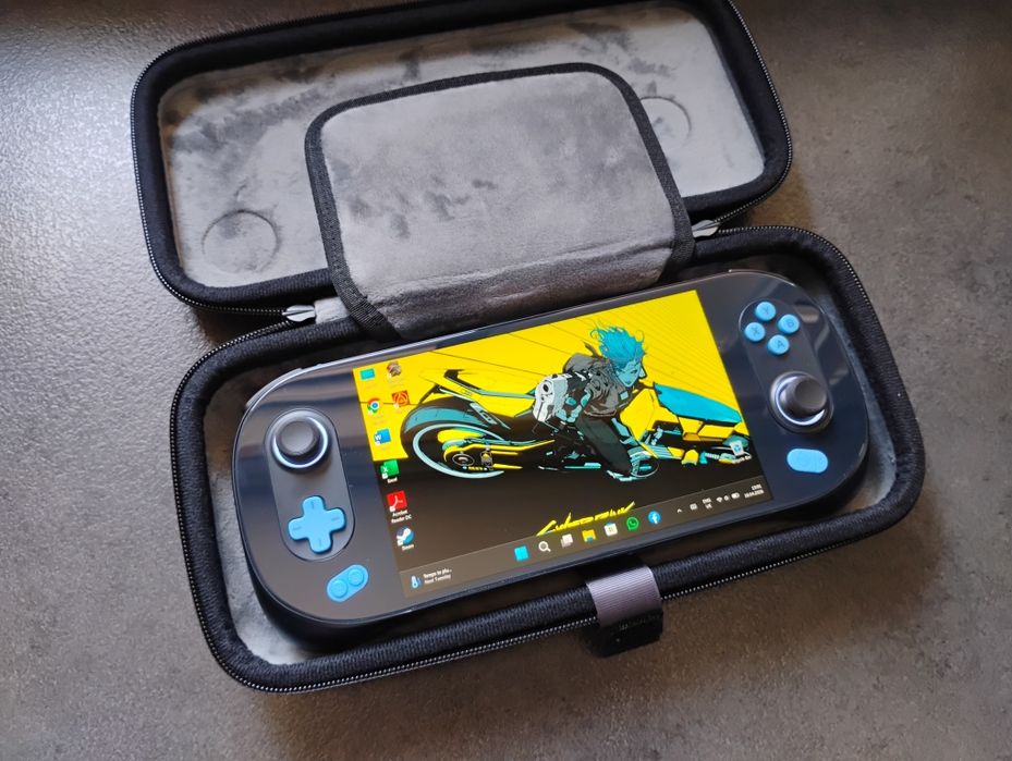 Laptop Consolă - Ayaneo 2S - Ryzen 7 - 7000serie - 2TB