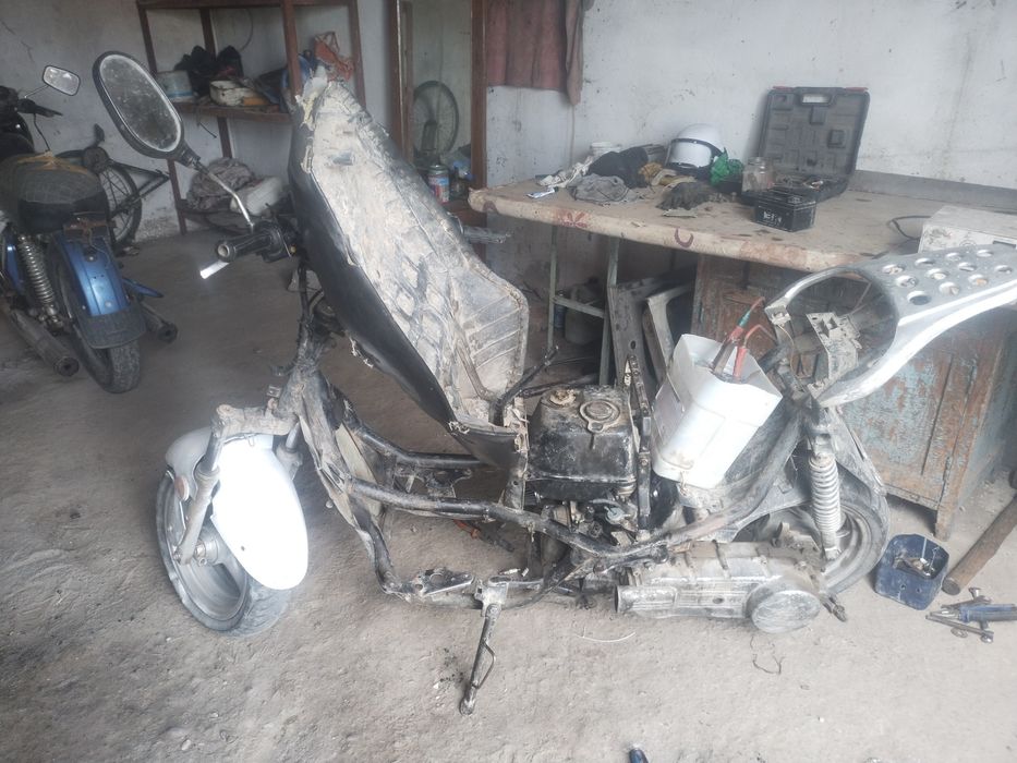 Скутер продам на ходу