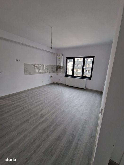 Apartament cu 3 camere si 2 balcoane, Bucium Visani-centru