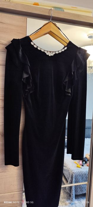 Rochie de catifea neagra s