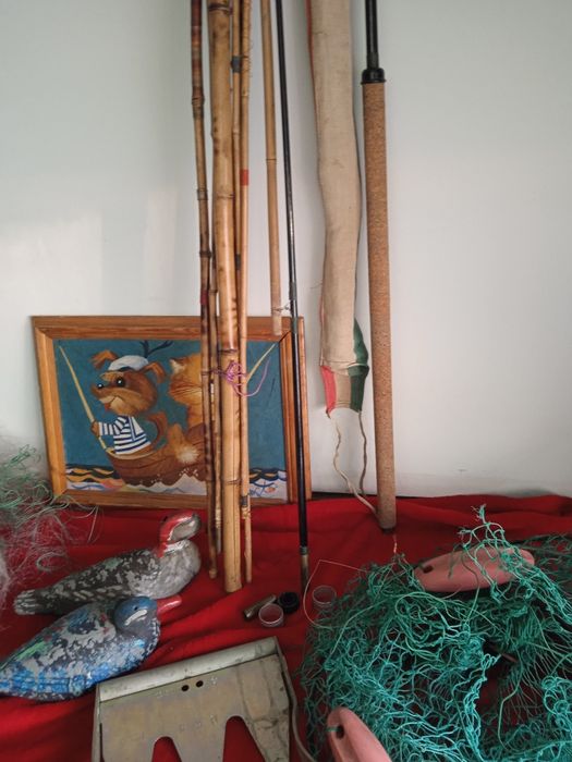 5 Комплект с катушками удочки , Якорь СССР, крючьки , поплавки ,утки