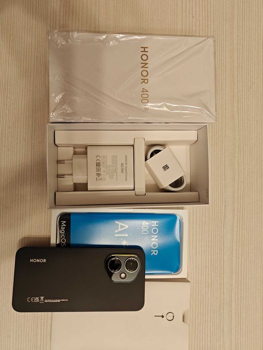Продам HONOR 400 8/256 ГБ
