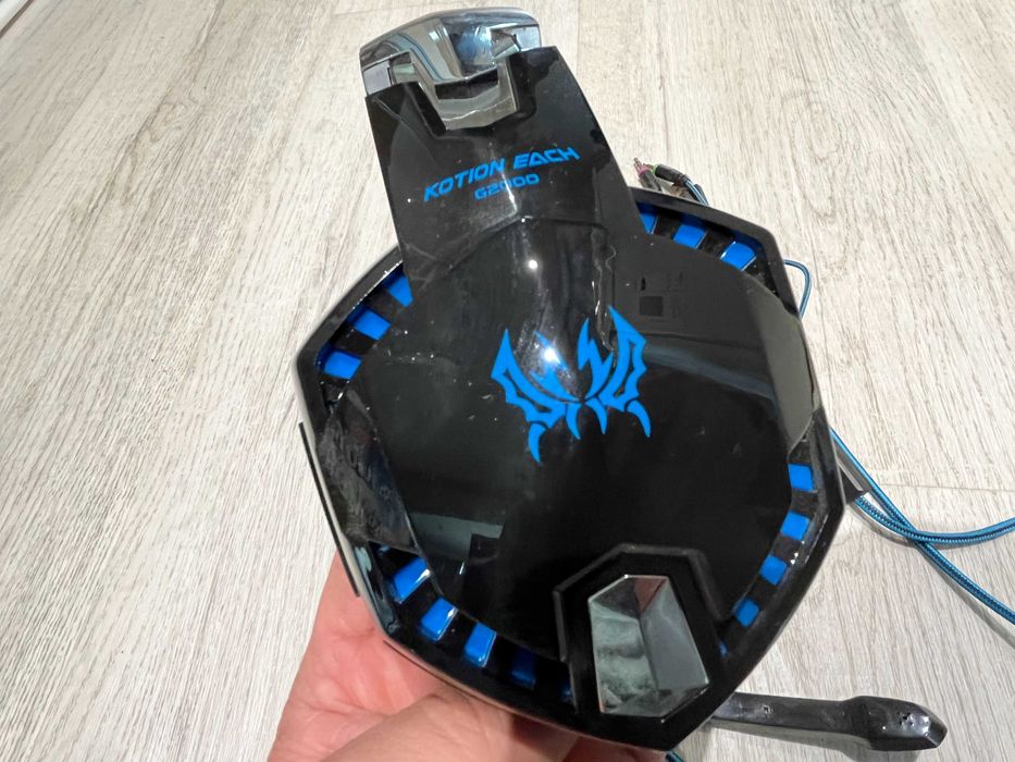 Геймърски слушалки Kotion Each G2000, с микрофон и подсветка