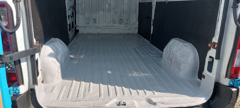 Opel Movano din 2013 motor 2.3 diesel Volan pe dreapta Anglia
