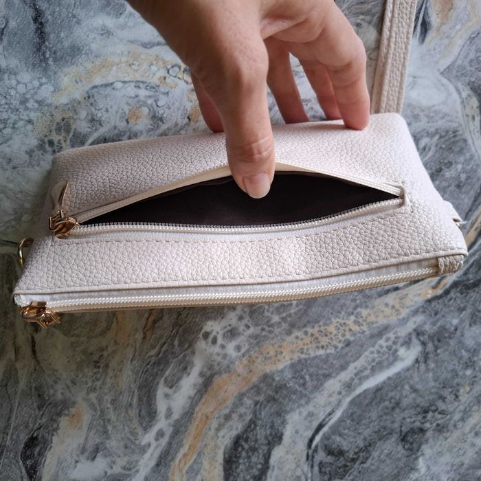 Нова дамска чанта-клъч с къса и дълга дръжка