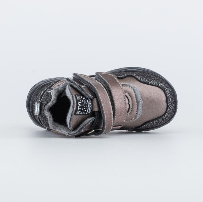 Продам кожаные ботинки в идеальном состоянии.