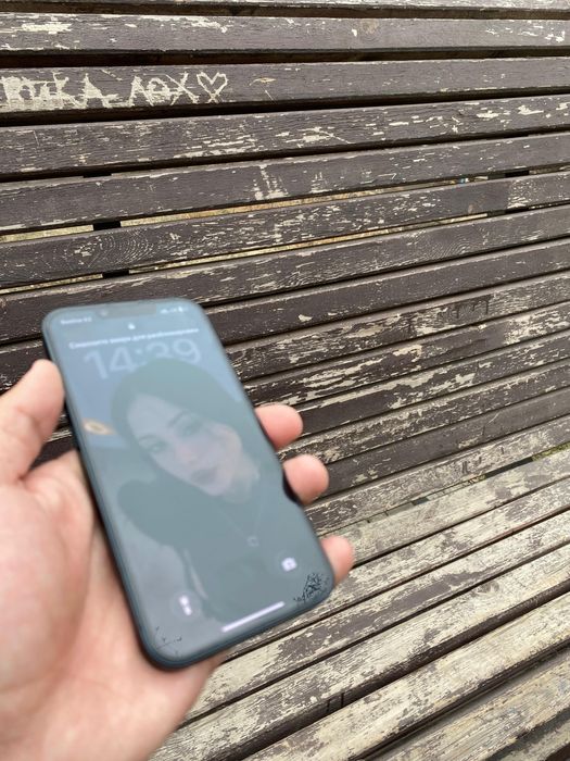 Продам Айфон 14