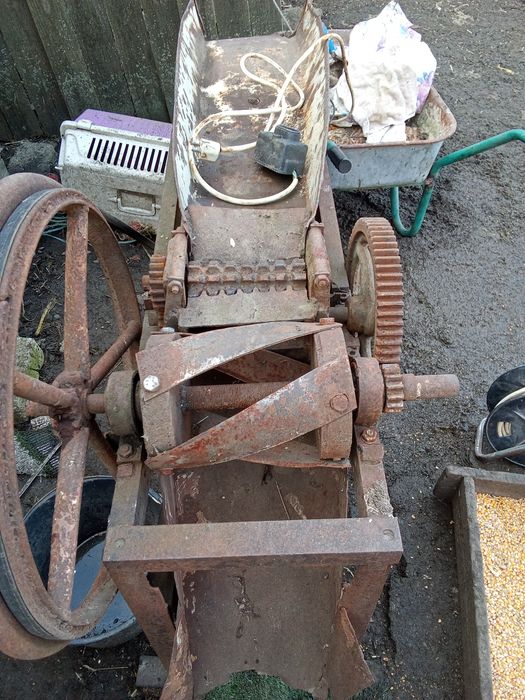 De vânzare Sascornita