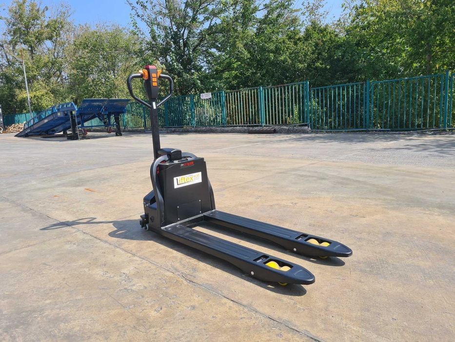 Transpalet Liza Electrica 2000 kg