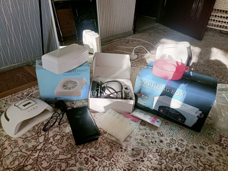 Продам все для маникюра