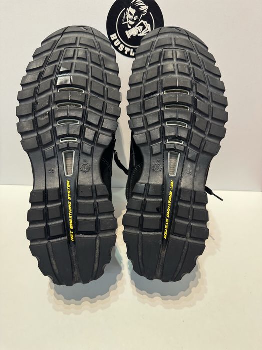 Работни обувки с метално бомбе DIADORA .Номер 45