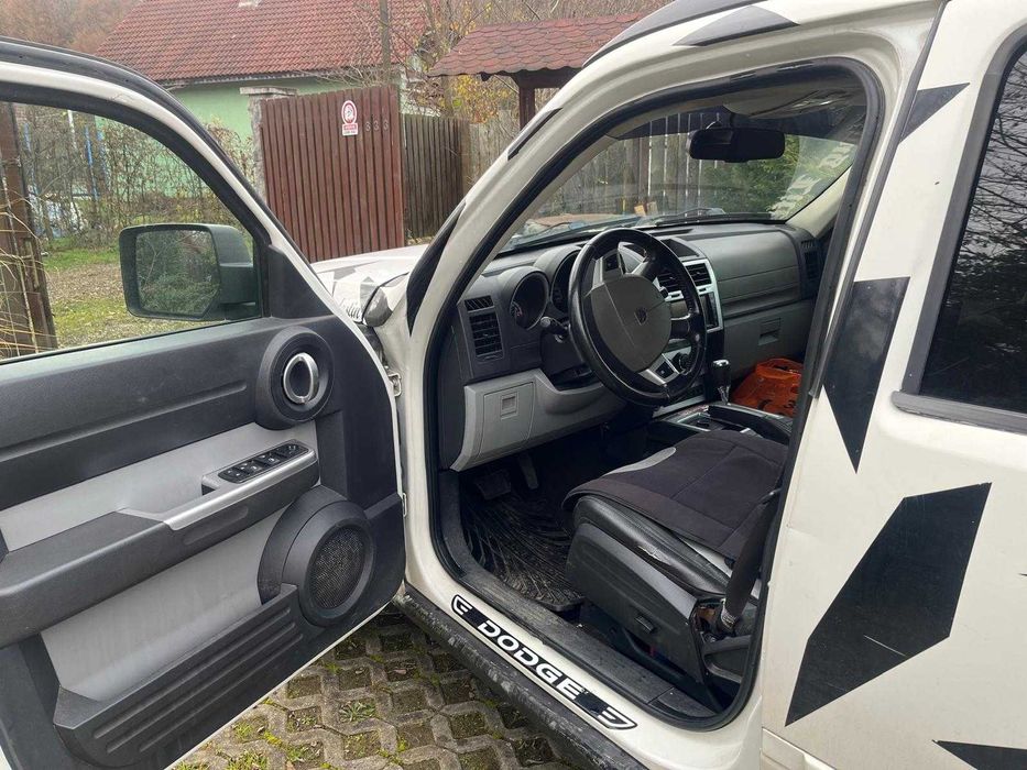 Vand Dodge Nitro 4x4