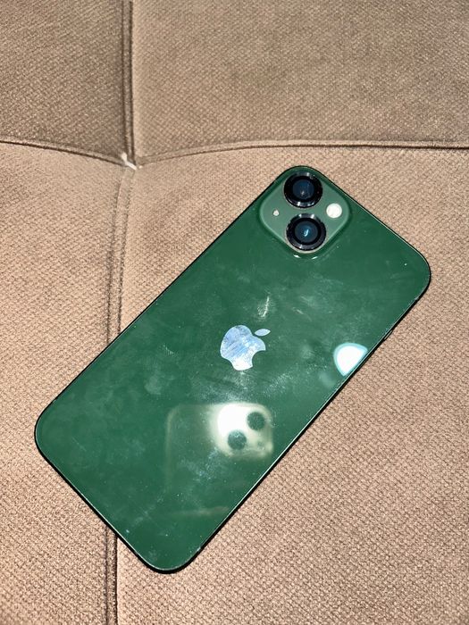 Продам Iphone 13,256 гб