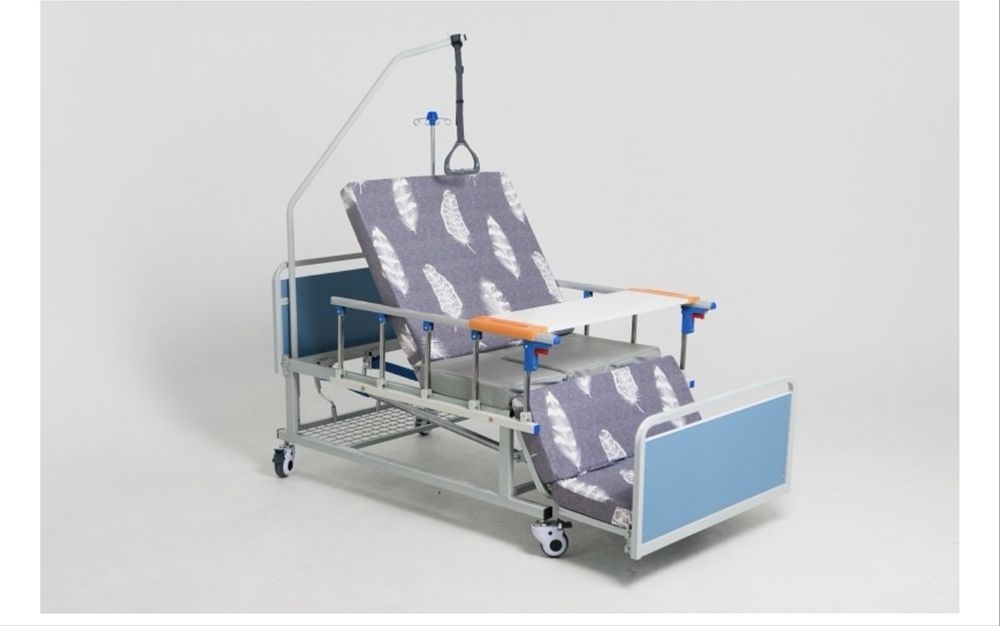 Медициүская кровать