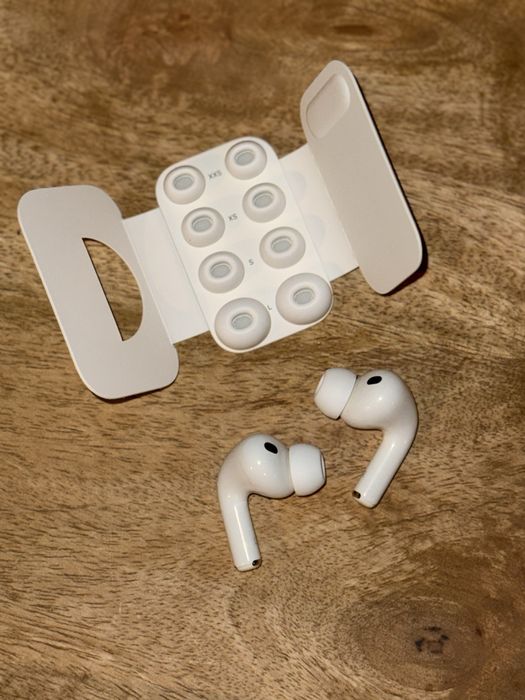 Căsti AirPods Pro 3 (doar castile) stanga si dreapta