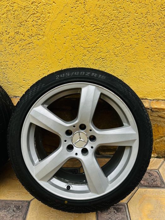 Дисики на мерседес.Шины 245/40R18