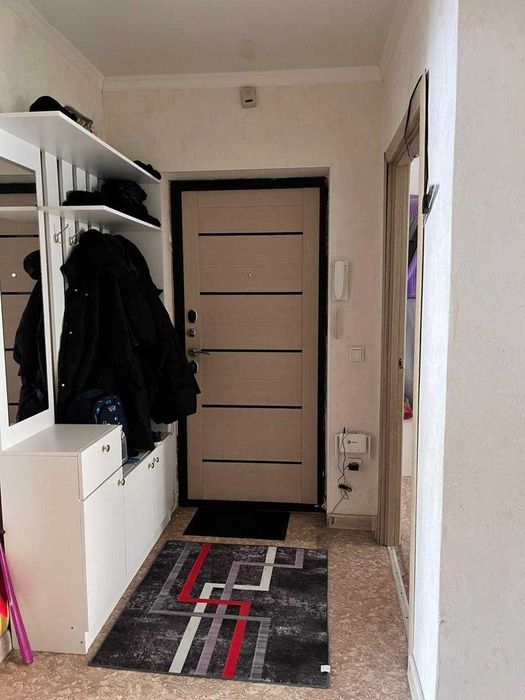 продам 1 комнатную квартиру батыс 2