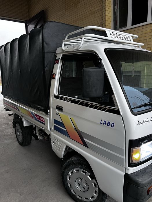 Labo 2011 yil Damasdan yasalgan