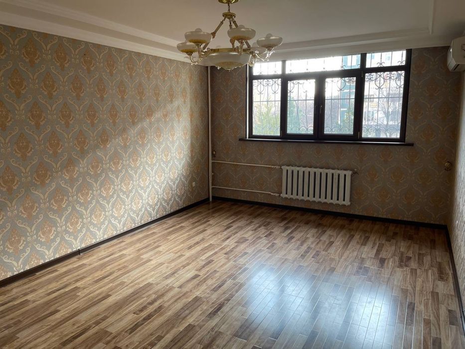 Olmazor tumani Sebzor 4 xonali dom sotiladi 129.000