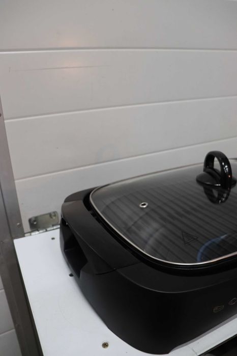 Скара Rohnson - R-2505, 2000W, незалепващо, плоска/оребрена, черна