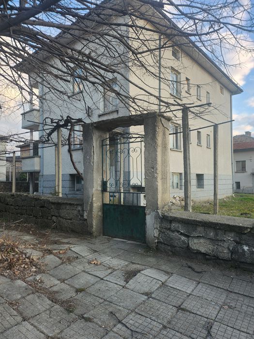 Продава се Къща в Пловдив, Старият град - 354 кв.м за 551 €/кв.м - Снимка #1